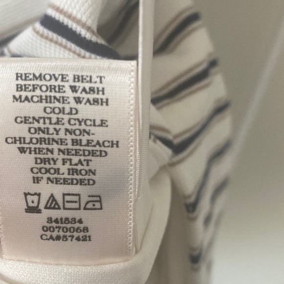 Navy and White Striped Sleeveless Midi Dress 👗,size-4P,  lined,  belted - Picture 10 of 12